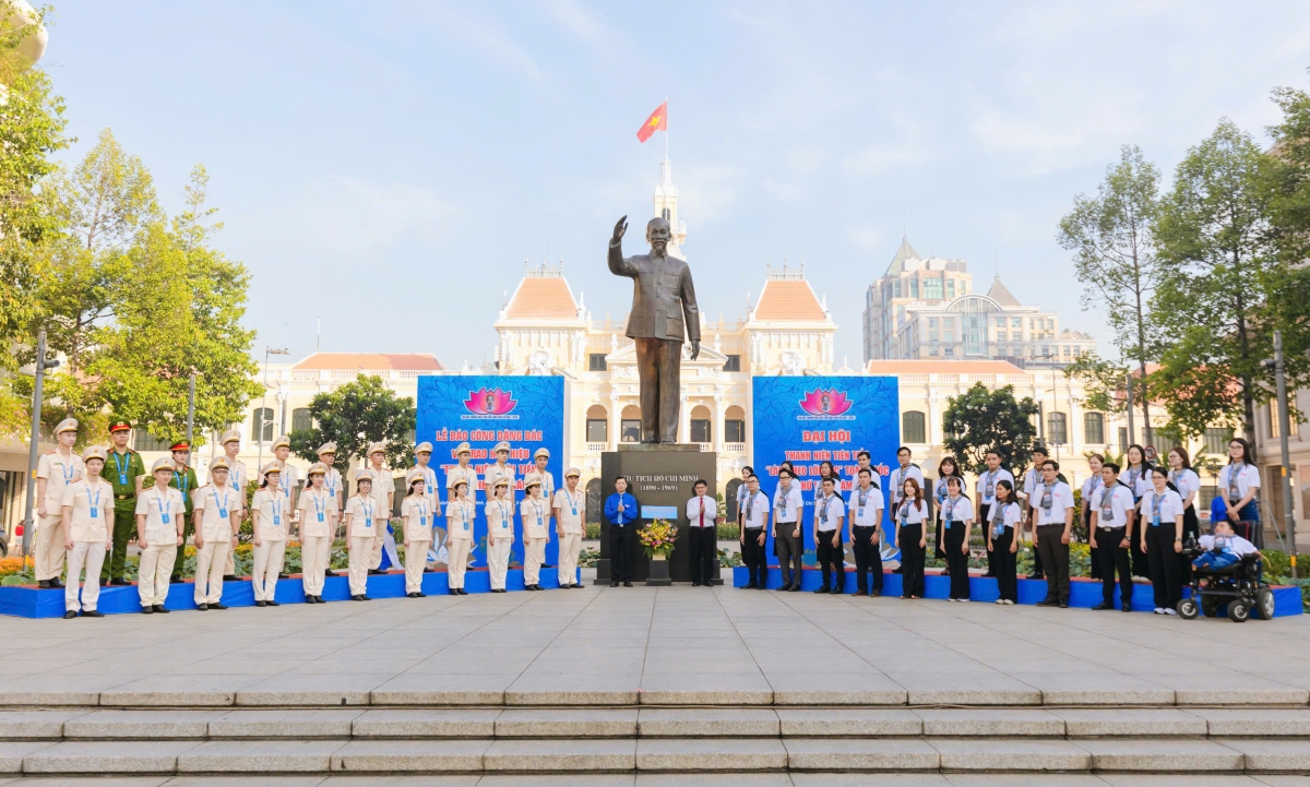 Tự hào thanh niên "thế hệ Bác Hồ"